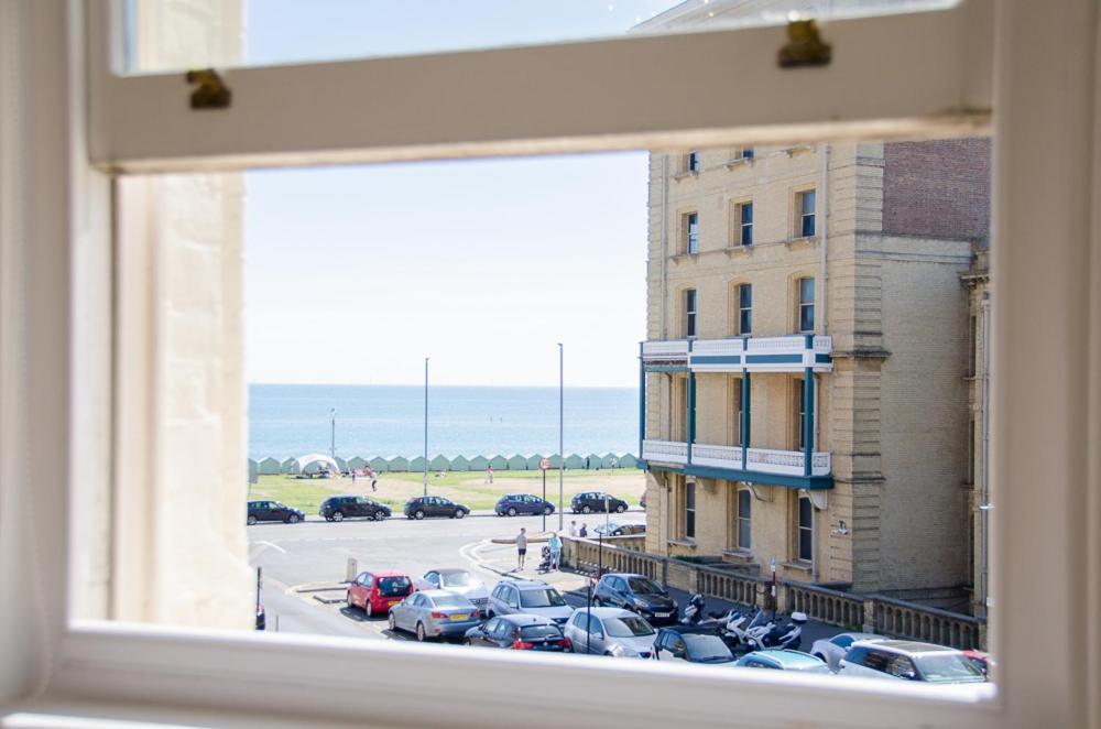 Seaview Mansion Apartment - Central Hove With Parking Extérieur photo
